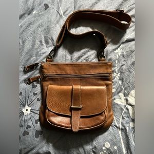 Roots saddle bag crossbody